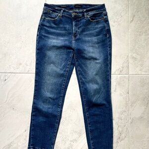 TALBOTS SLIM ANKLE JEANS Pants Mid-Rise/At Waist Cotton & 1% Spandex Med Wash 6P